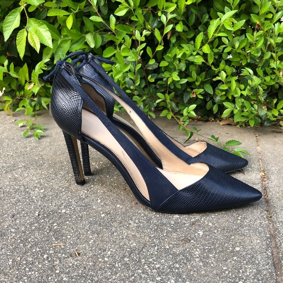 Zara Shoes - Zara dark navy blue pumps